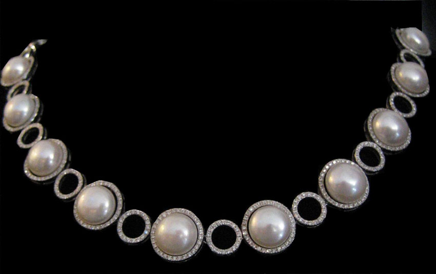 Baaklini jewelery, Baaklini, Baaklini Jewelry, Baaklini Lebanon, Baaklini Lebanon Jewelry, Baaklini Jewelry Lebanon, Baaklini Diamonds, Baaklini Gold, Baaklini Watches,jewelry shops in lebanon, diamonds in lebanon, diamond rings in lebanon, diamond sets in lebanon, jewels in lebanon, diamond shops in lebanon, diamond stores in lebanon, jewellery shops in lebanon, buying gold in lebanon, gold sets in lebanon, gold rings in lebanon,wedding rings in lebanon, engagement rings in lebanon, wedding jewelry in lebanon